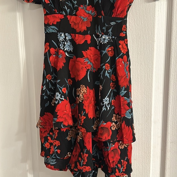 Romantic Rose Romper - Picture 6 of 9